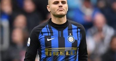 Napoli gạ Inter đổi Milik lấy Icardi và 65 triệu euro