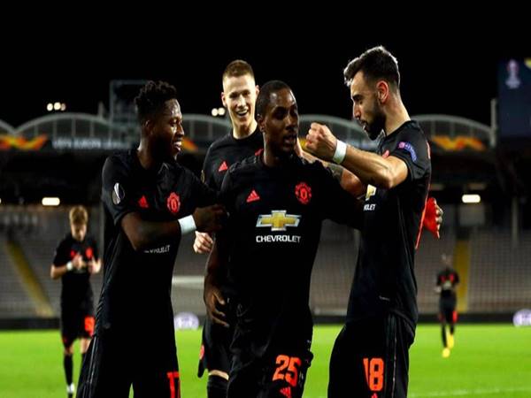 tin-bong-da-qt-sang-7-8-mu-rong-cua-vao-ban-ket-europa-league