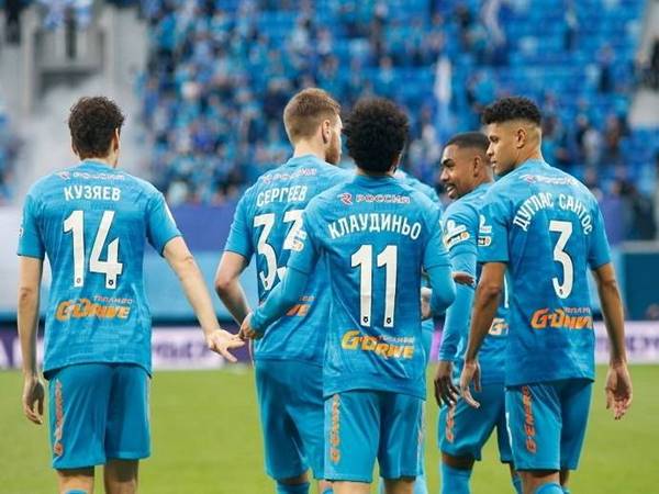 Soi kèo bóng đá giữa Fakel Voronezh vs Zenit, 18h00 ngày 08/10