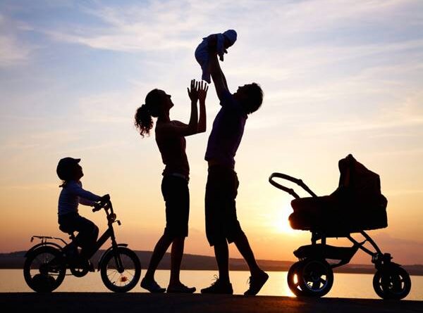 Thế nào là gia đình hạnh phúc luôn đầy ắp tiếng cười